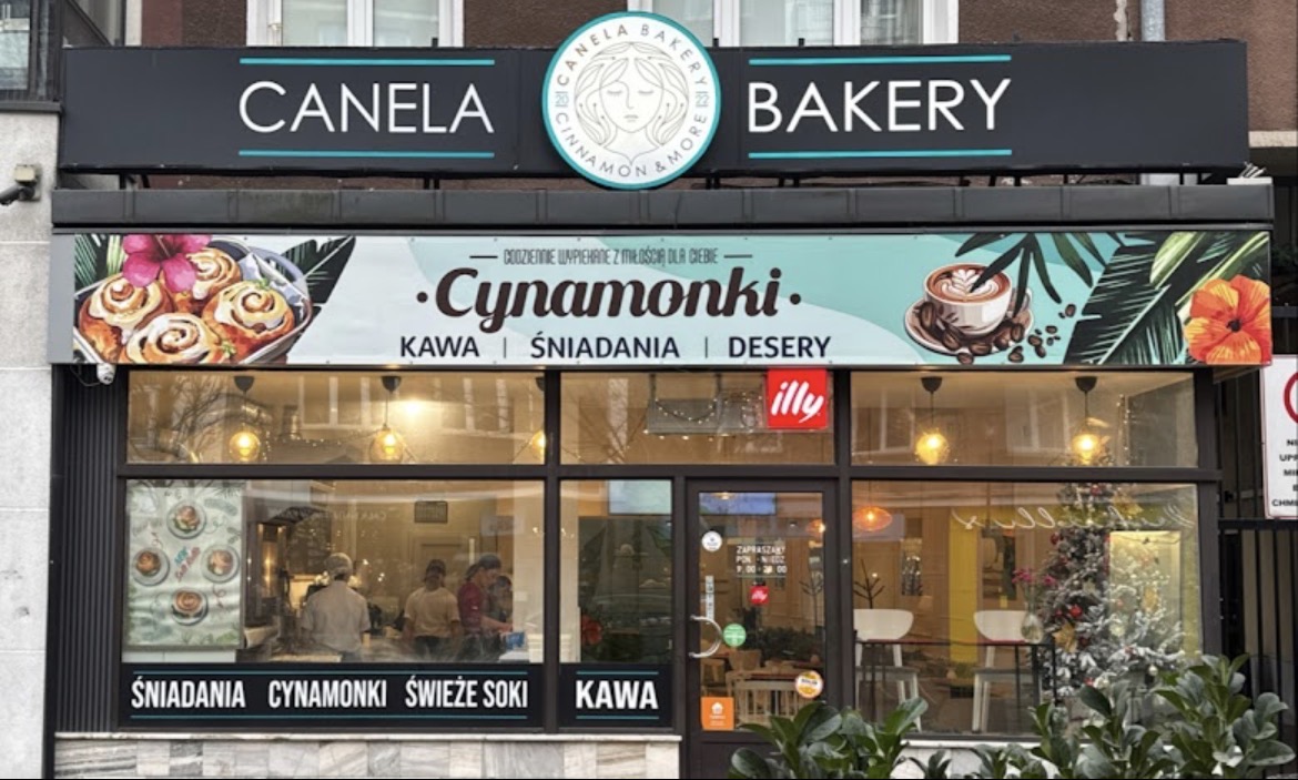 Canela Bakery storefront on Chmielna, Warsaw